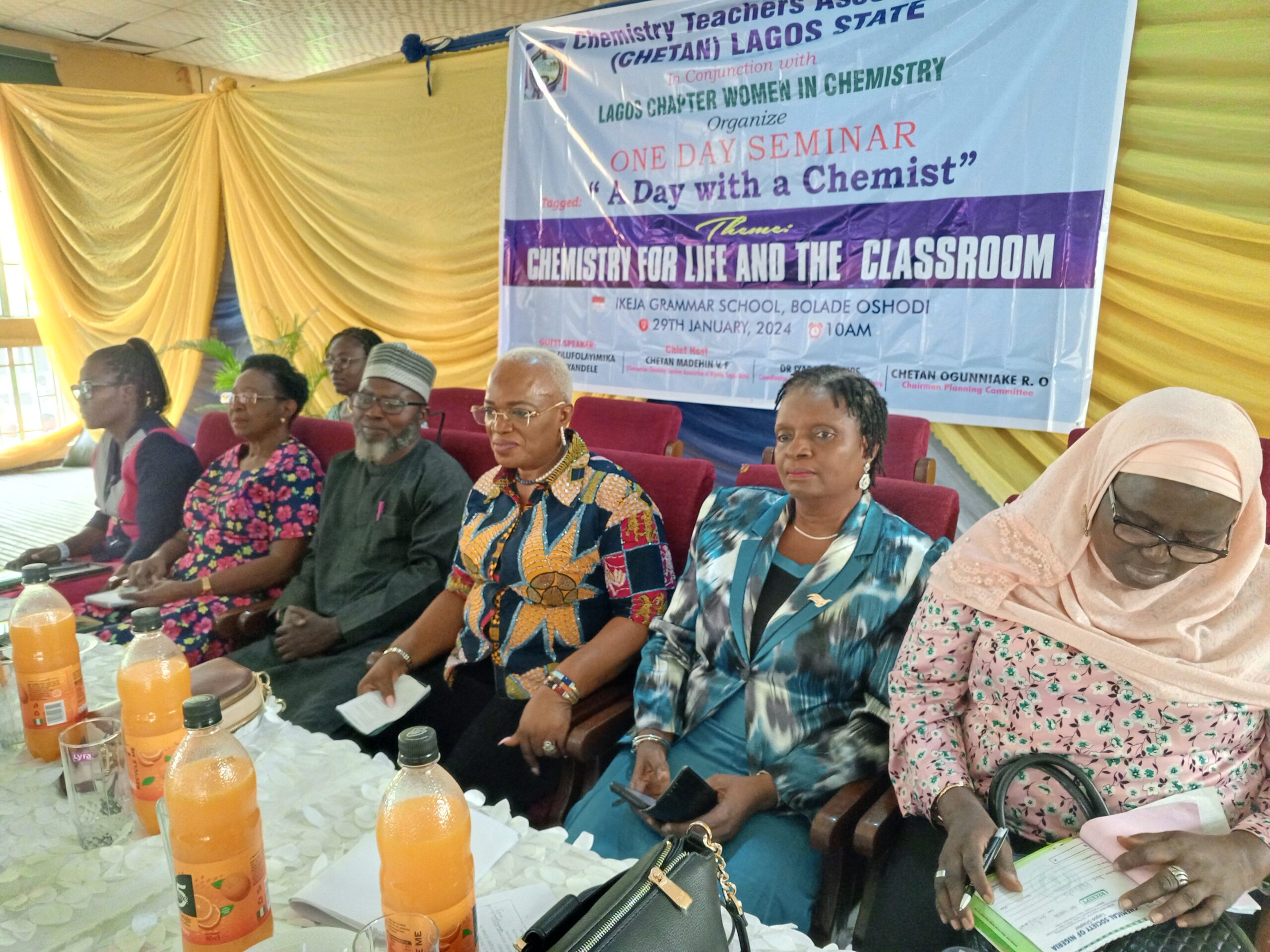 Lagos Chemistry Tutors Engage In New Methods Of Teaching Motivating Lagos chemistry tutors engage in new methods of teaching motivating